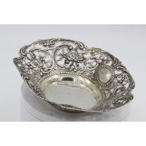 Hõbedast väike vaagen