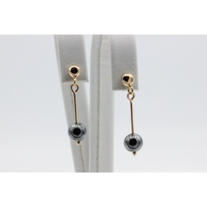 Kõrvarõngad musta pärliga