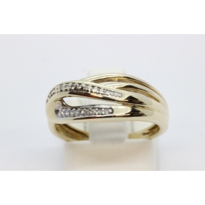 Sõrmus 17 teemantiga