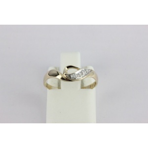 Sõrmus 3-teemantiga