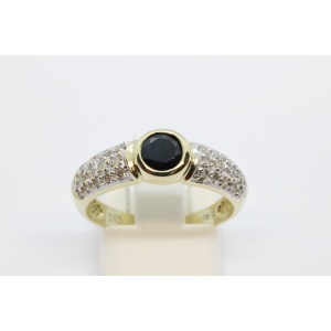 Sõrmus 30-teemantiga