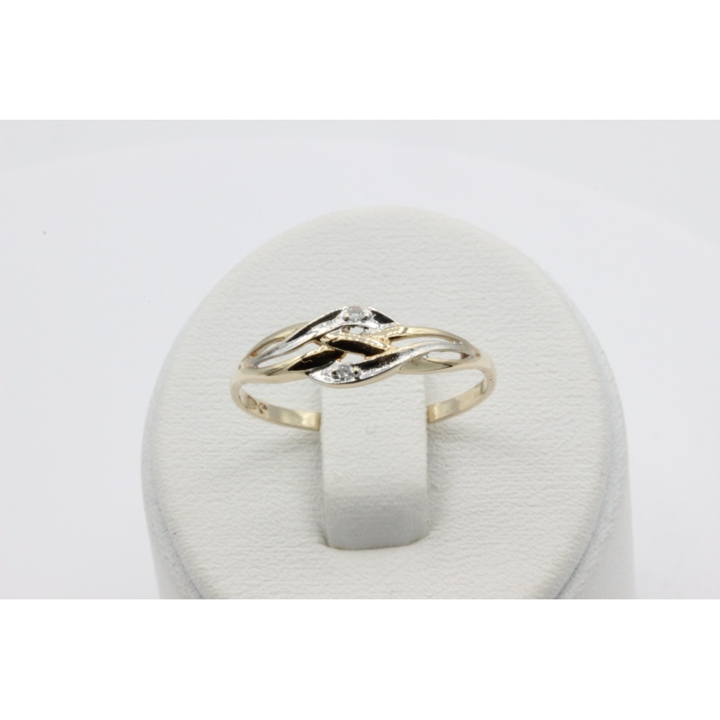 Sõrmus 2 teemantiga