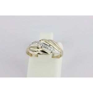 Sõrmus 3-teemantiga