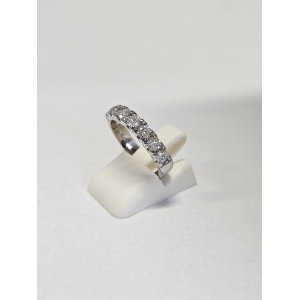 Sõrmus 7 briljandiga