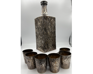 Hõbedast pudel 6 pitsiga