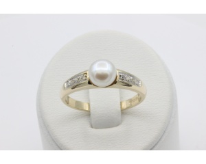 Sõrmus 8-teemantiga !